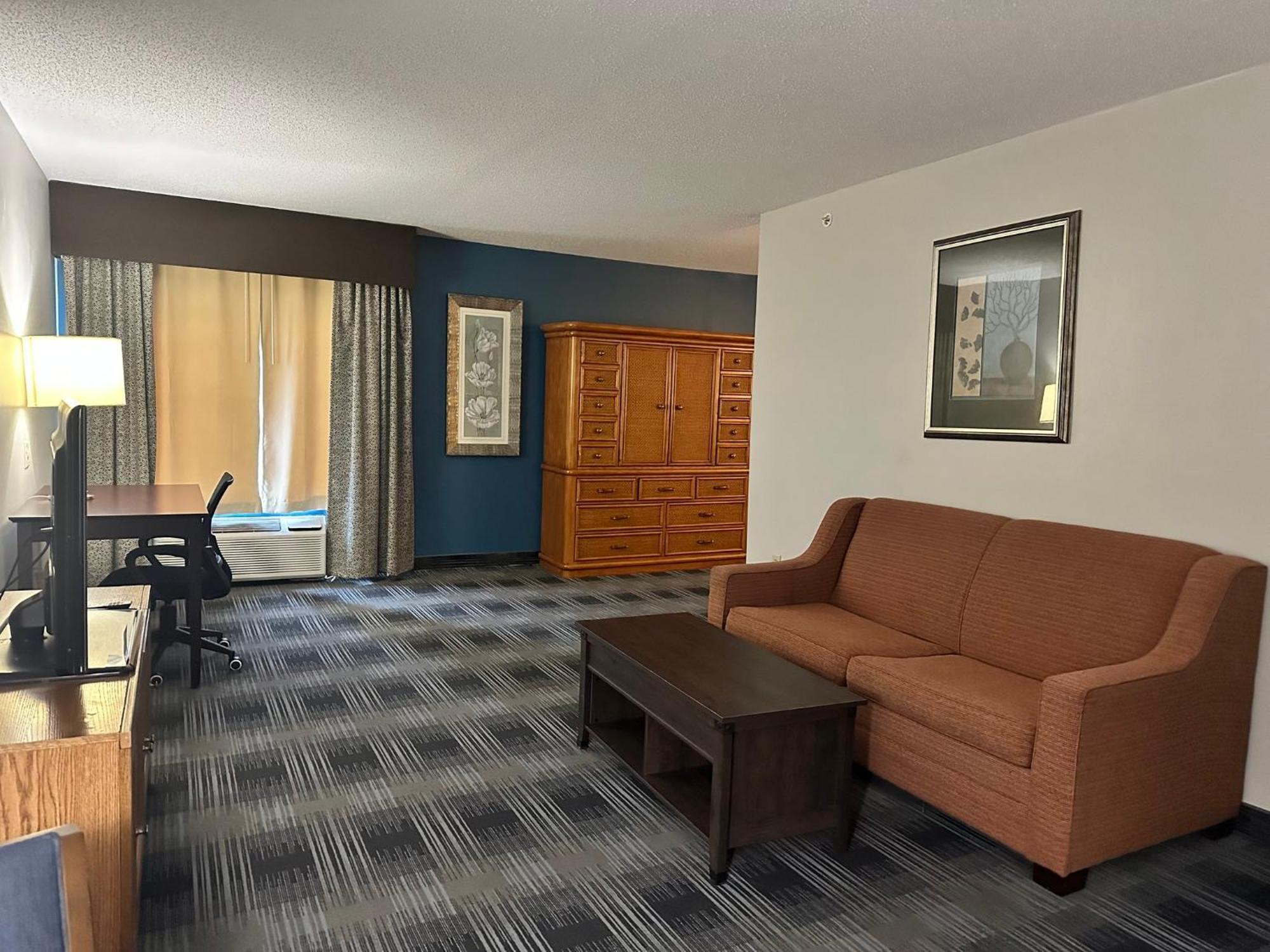Holiday Inn Express And Suites Meriden By Ihg Экстерьер фото