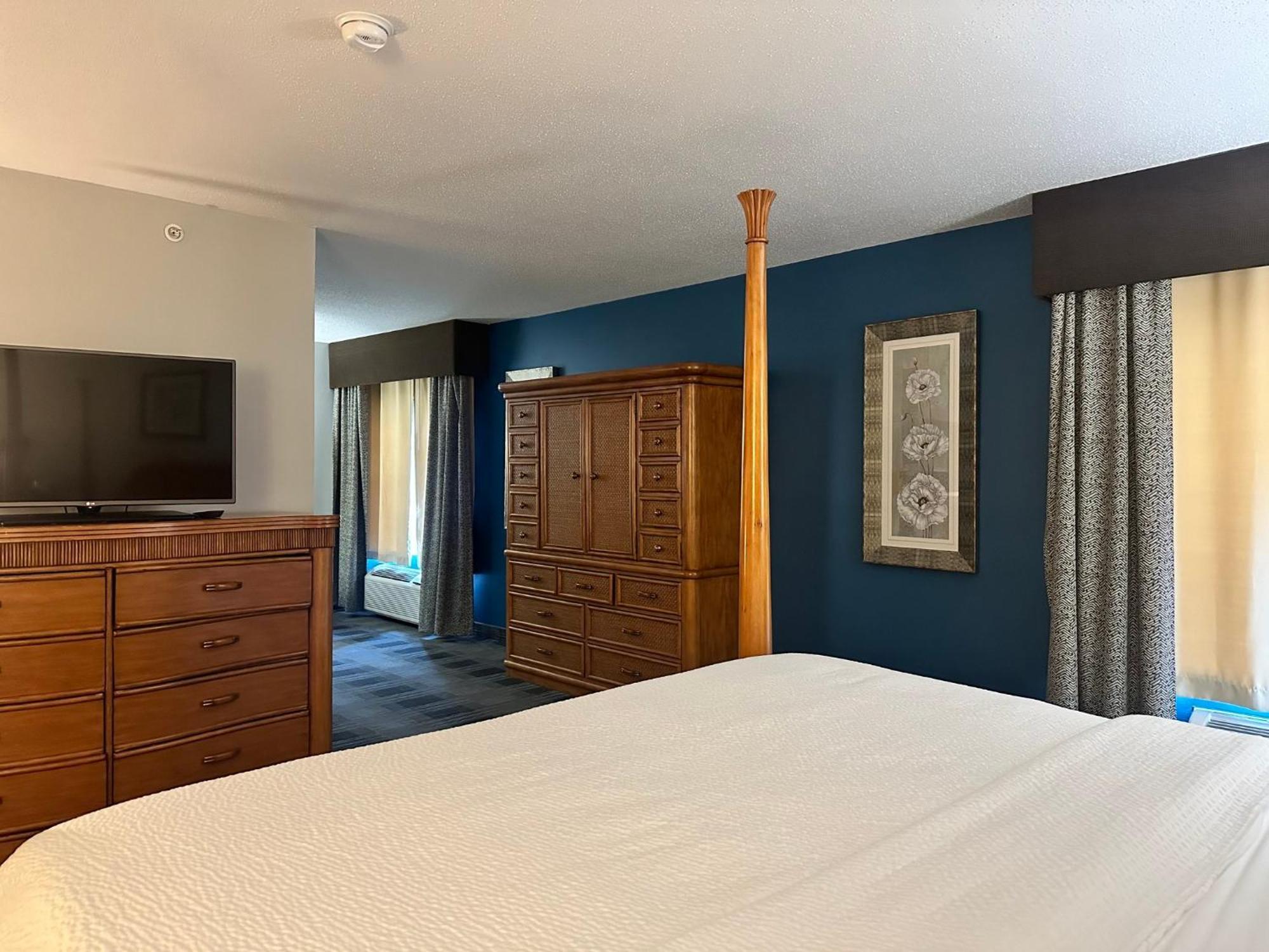 Holiday Inn Express And Suites Meriden By Ihg Экстерьер фото